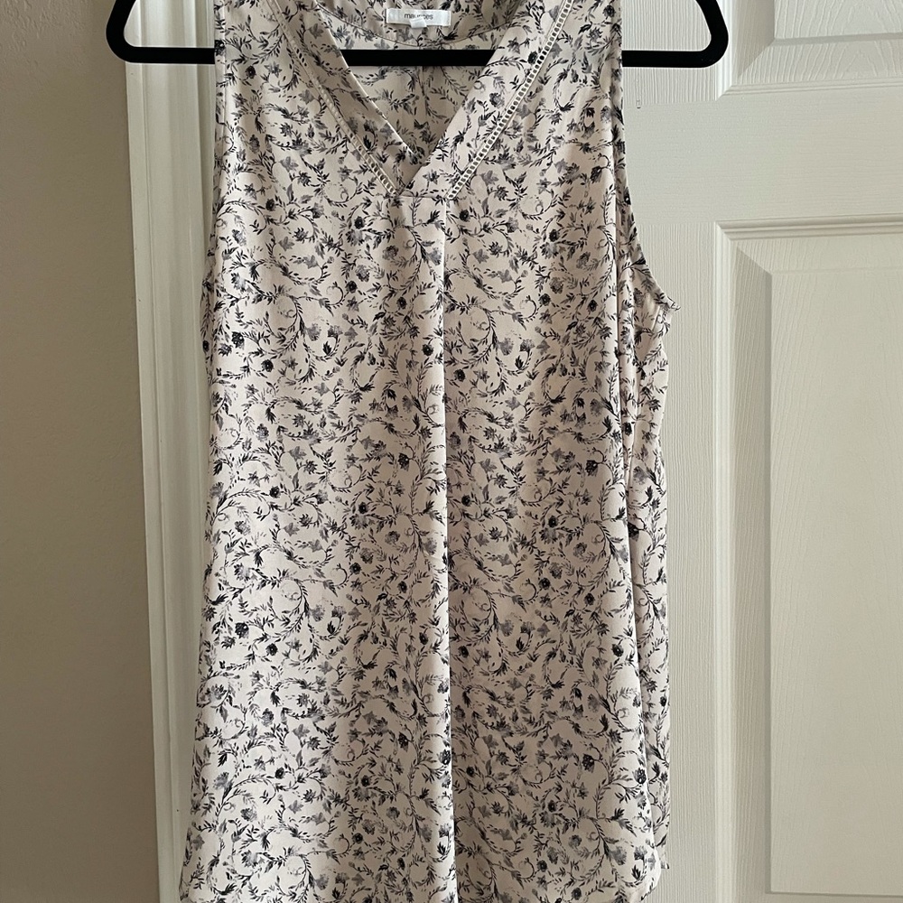 Flowy summer top